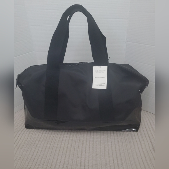 Burberry Fragrances Weekend  Bag. - Picture 1 of 16